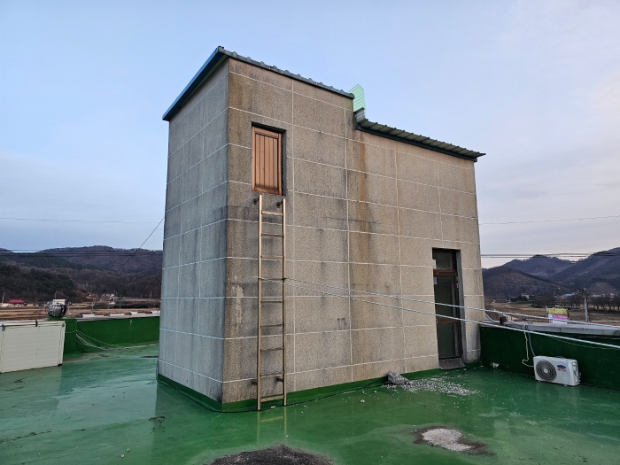 제시외건물㉢ 전