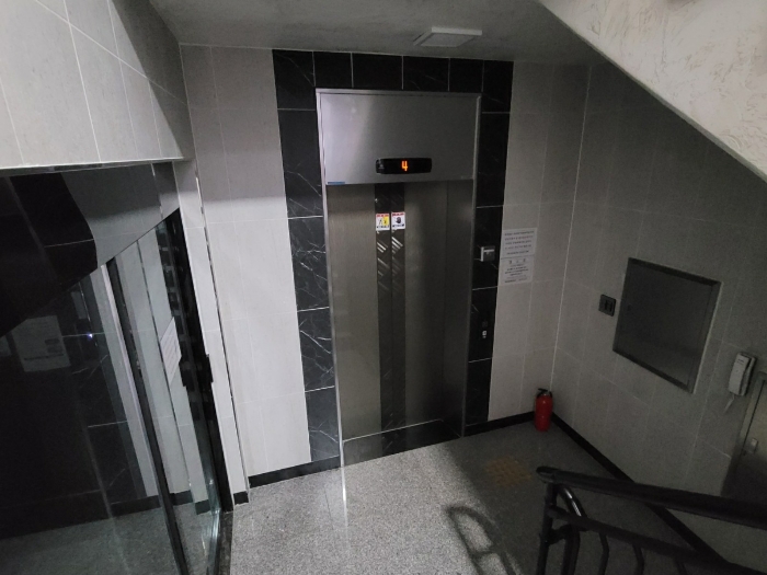 1층 엘리베이터