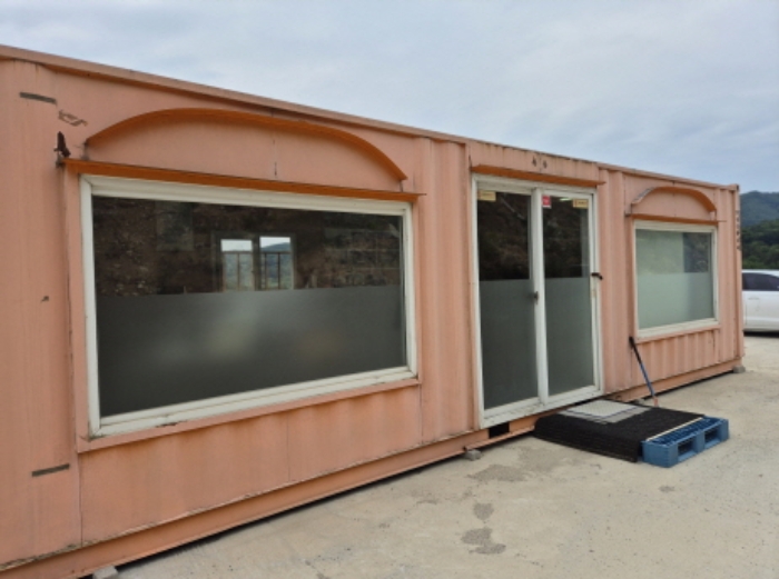 목록15번 제시외 컨테이너 모습