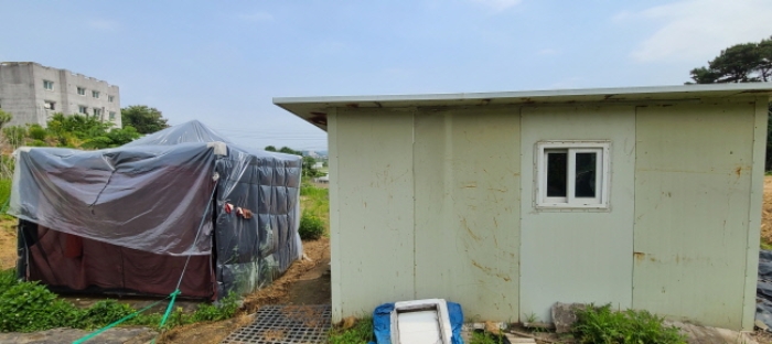 제시외 가건물 전경