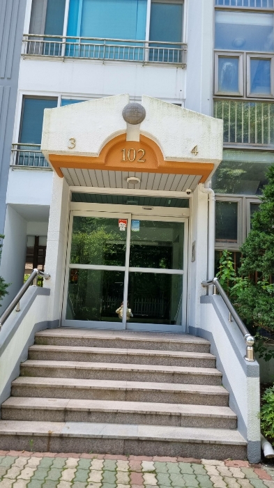 102동 3호 및4호 출입구
