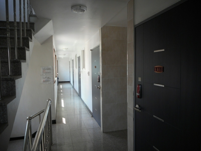 본건 기호(가) 2층 전경