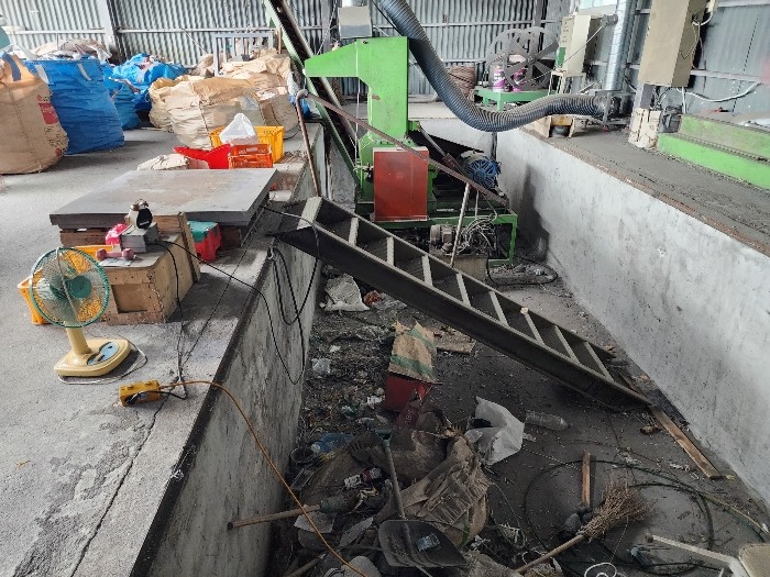 기계기구 1) 및 기호 2-나) 내부