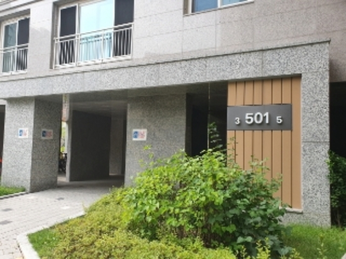 501동 3,5라인 출입구