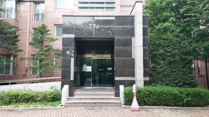 1층 공동출입구