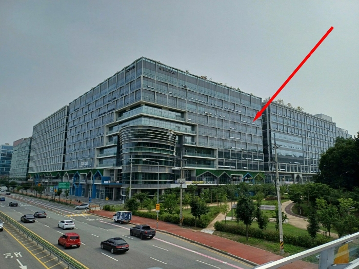 본건 건물 전경