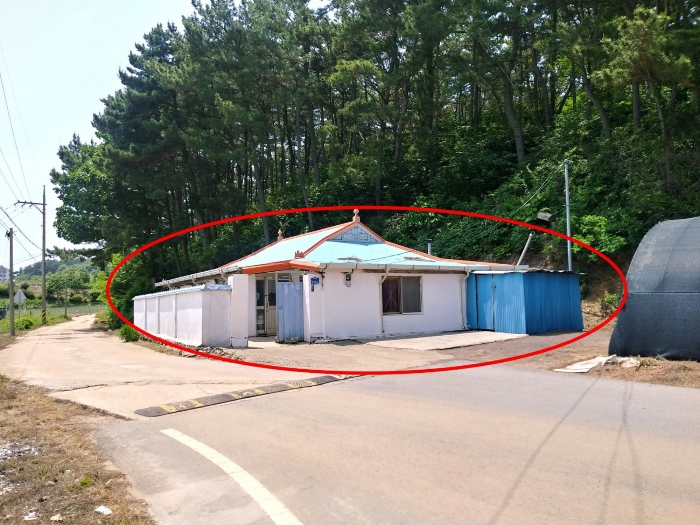 기호(24) 및 제시외 건물 전경