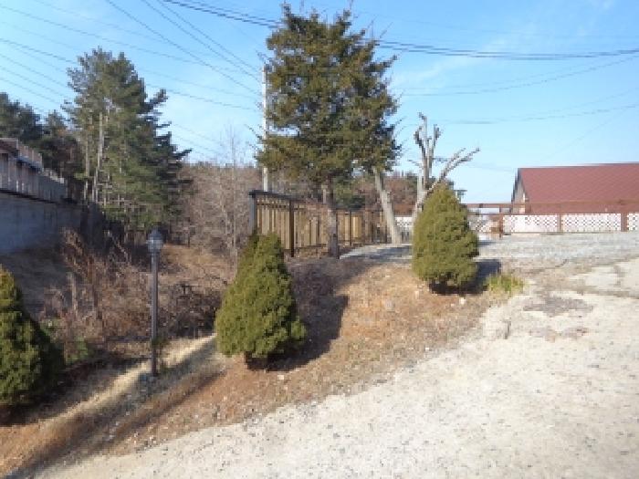 [목록 1] 남동쪽 출입구 주변의 모습