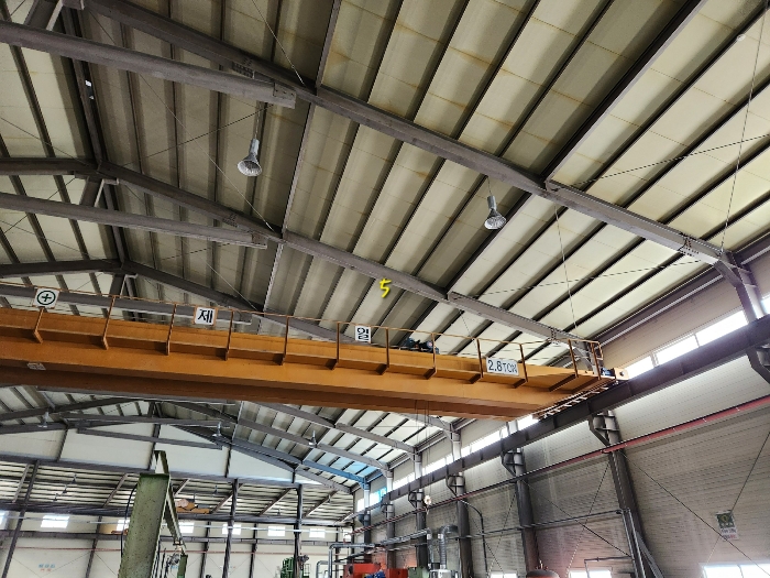 기계기구 
기호4 ; OVER HEAD CRANE