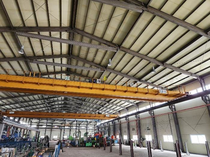 기계기구 
기호4 ; OVER HEAD CRANE