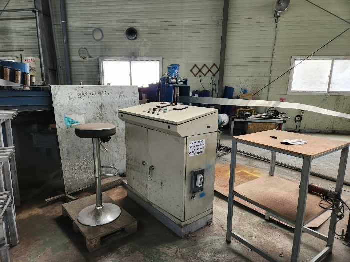 기계기구 기호2b ; 조관롤포밍라인
 Un-coiler 3.5톤 (ERW TUBE MILL LINE)