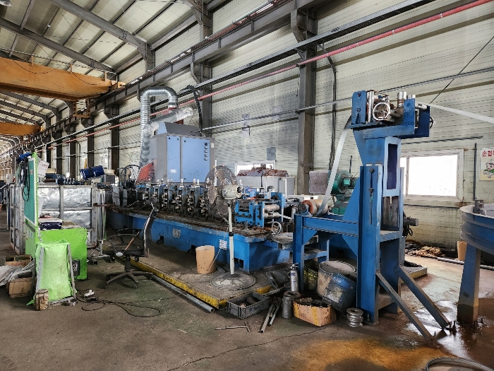 기계기구 기호2b ; 조관롤포밍라인
 Un-coiler 3.5톤 (ERW TUBE MILL LINE)