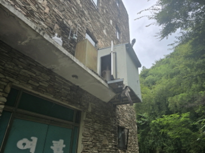 송림리 1132 제시 외 건물(보일러실) 전경