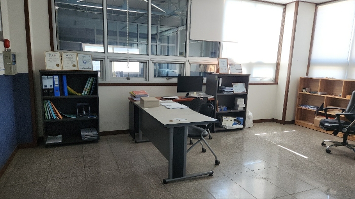 기호(2-1)건물 1층 내부전경 - 사무동부분