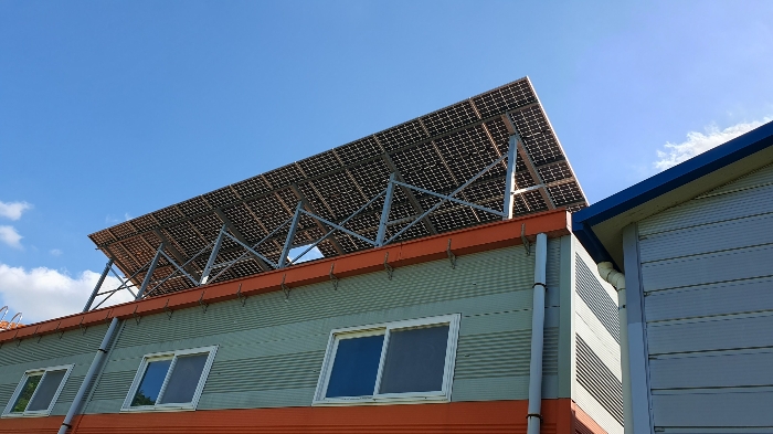 【 일련번호 4 지붕 소재 태양광설비 】