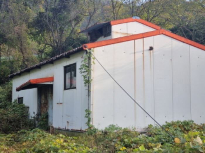 본건 1항 남서측에 위치한 본건 2항 나동 모습