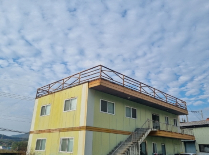 본건 1항 북측에 위치한 본건 2항 바동 전경