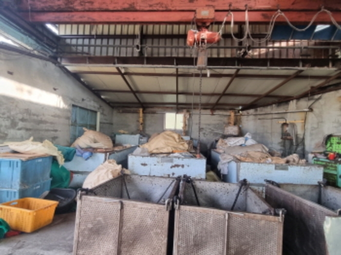 본건 1항 서측에 위치한 제시외 건물(별지도면상 `ㄹ`)의 내부 모습