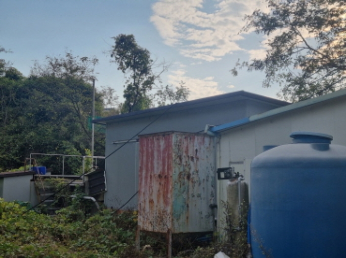 본건 1항 서측 전경