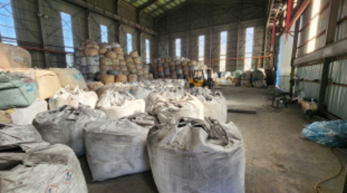 목록2 공장 내부 적치물