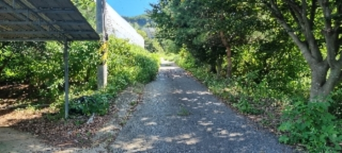 장수 계남 침곡 1364-10,-13 경매물건1,4번 중 도로로 이용중인 부분 사진