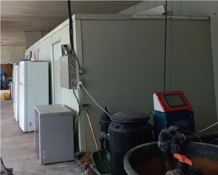 제시외건물㉢)[제시외건물㉣) 내부 소재]