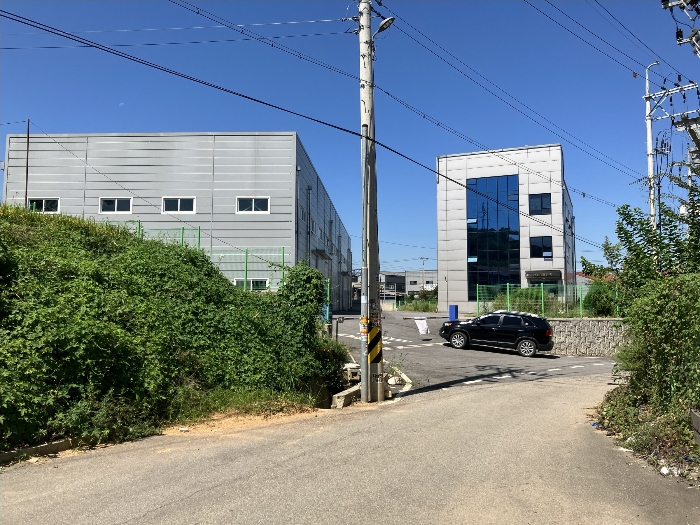 남측에서 본 본건