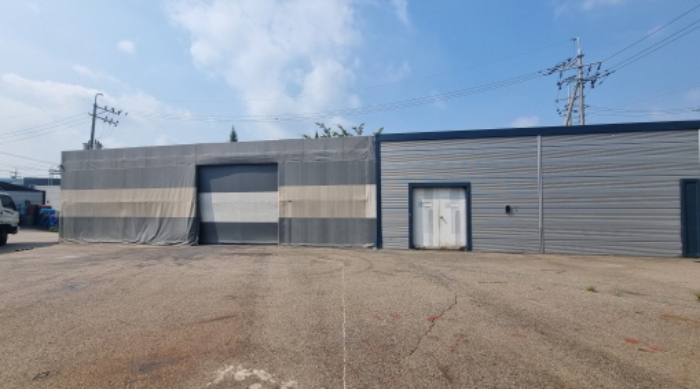 2동 제시외 천막(좌측) 전경