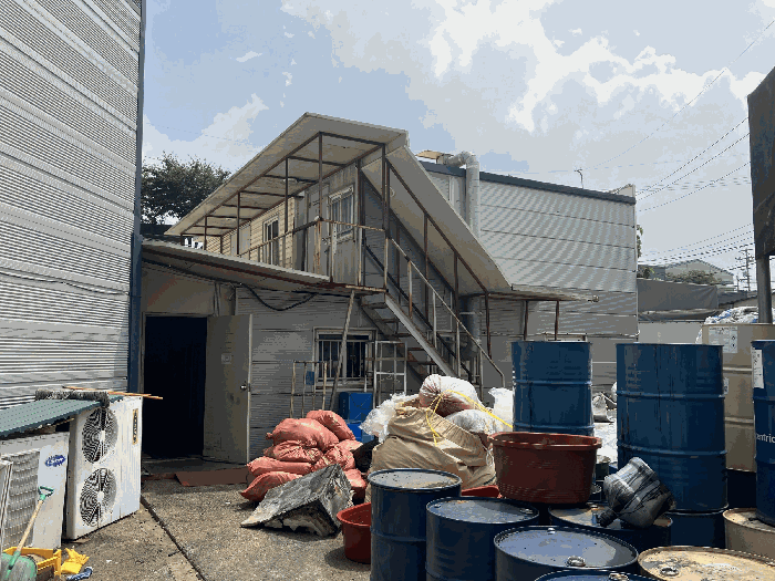 제시외건물㉤,㉧