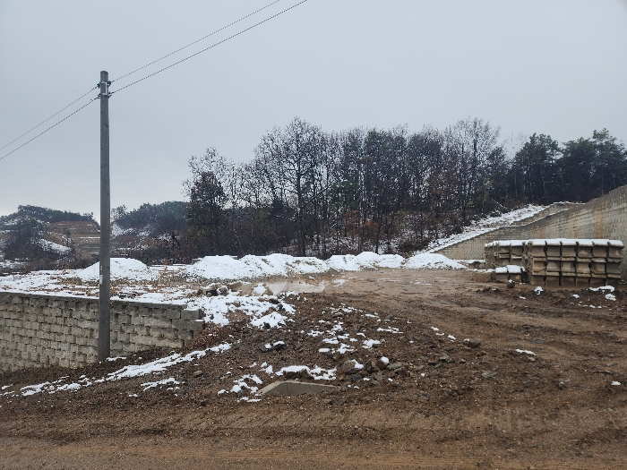 본건 전경(북 → 남)