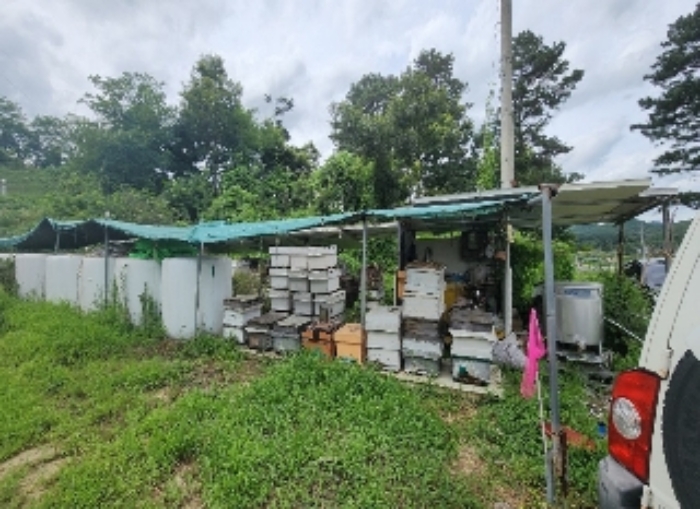 충북 영동군 영동읍 용산면 구촌리 산37-1
㉠철골조 판넬지붕
