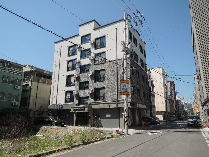 본건전경(북동측에서 촬영)