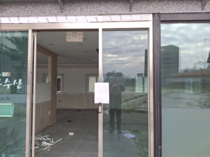 목록3 건물 안내문 부착2