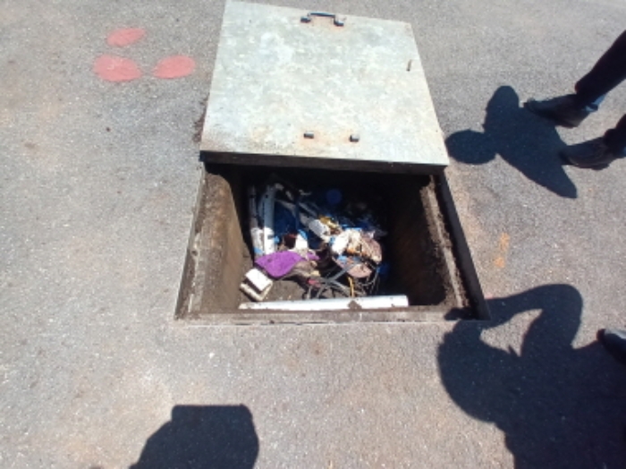 제시외 건물2(관정) 모습