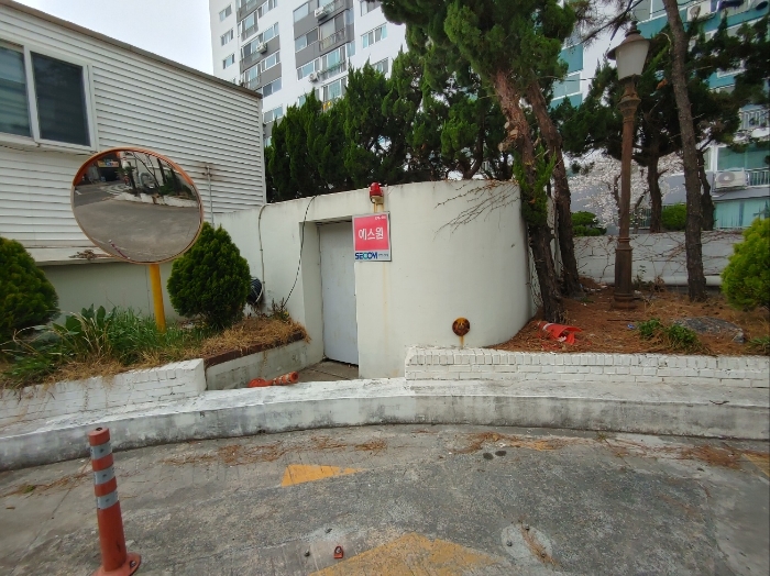 반사경  기계실