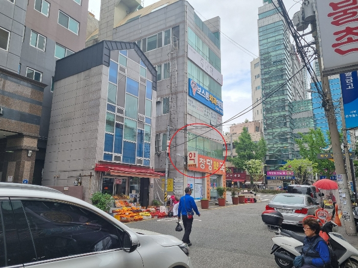 본건 기호1 토지 및 기호3 건물