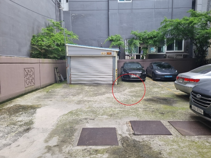 본건 기호2 토지 및 기호3 부속건물