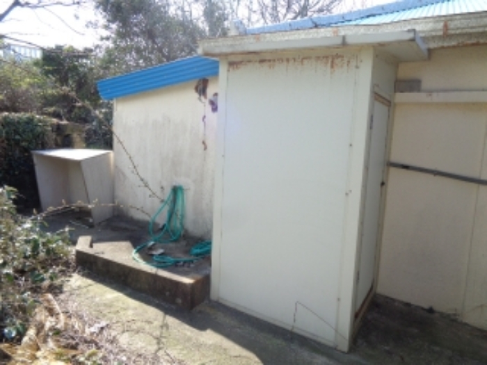 소재지2.(조함해안로 38) 지상 제시외 건물(ㅇ)