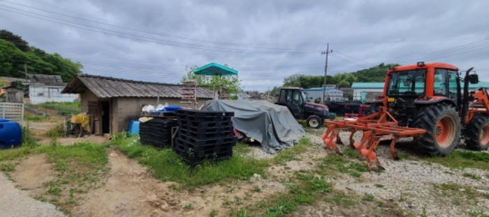 목록 1 토지상 창고 전경 1