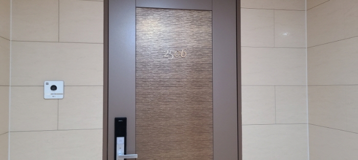 전유세대 출입구 전경