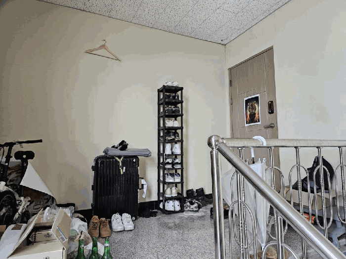 본건 기호(2) 내부 전경(3층 현관)
