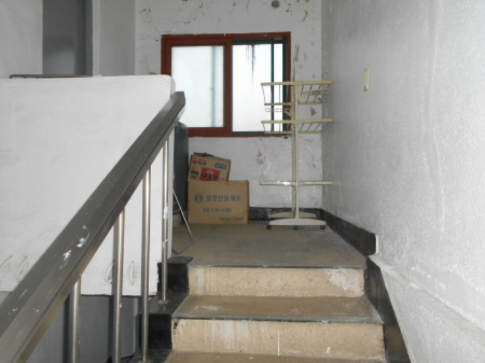 옥상 계단