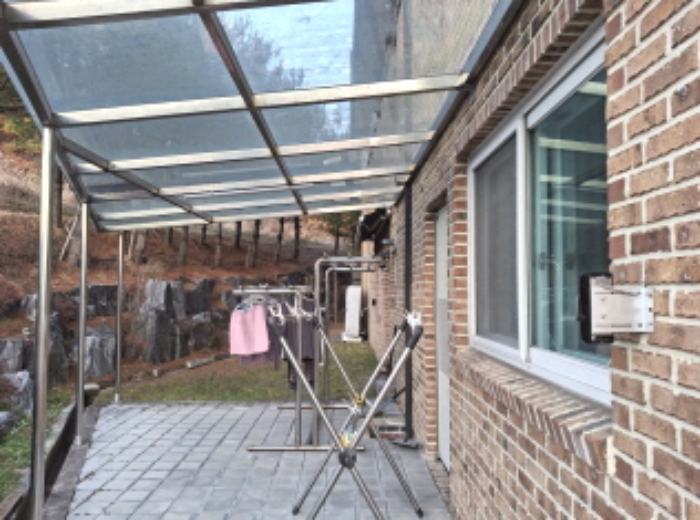 건물 뒷쪽 모습2