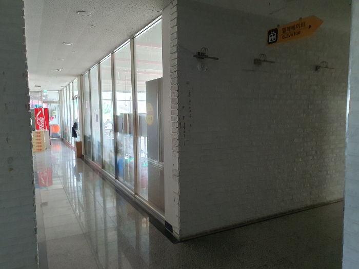 본건 203호 전경