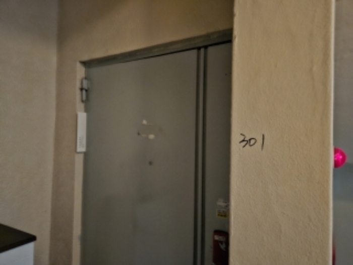 초량동 232-1 조표29179내 조표제29179호 철근콩크리트조 슬래브지붕 4층 건물 지상3층 301호