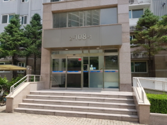 1층 출입구