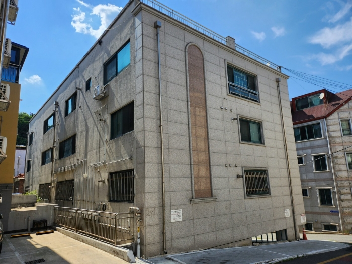 대상물건 전경(남동측에서 촬영)