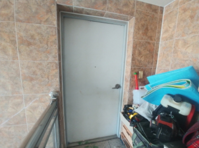 옥상 출입문 모습