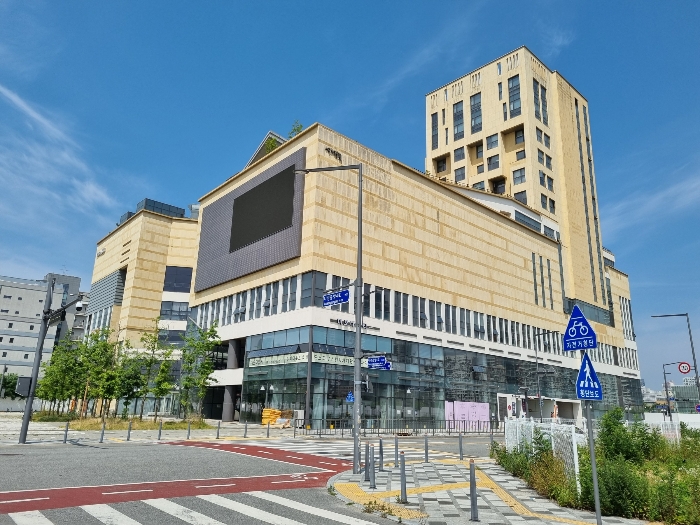 본건 (남동측에