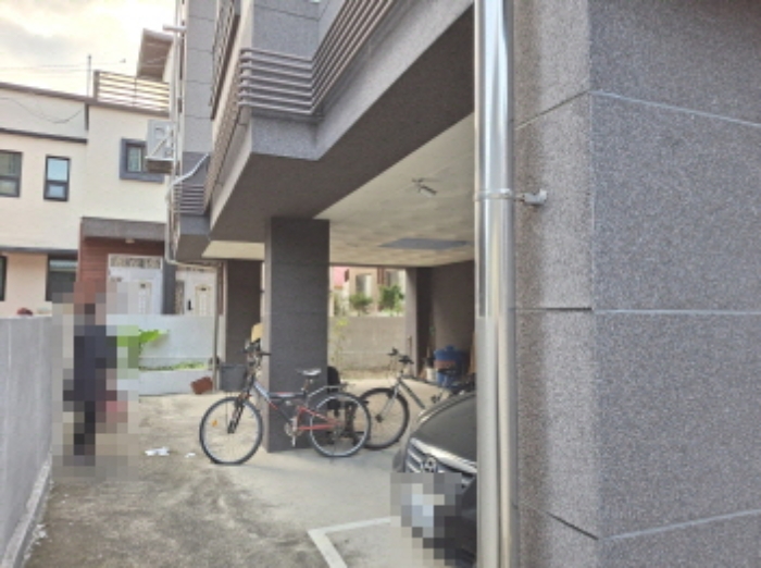 1층 주차장 모습2